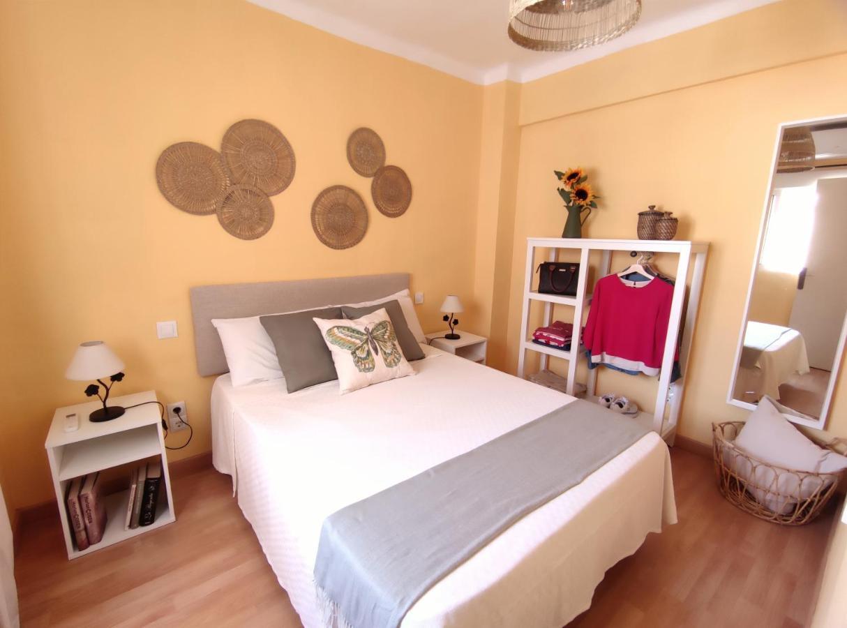 Atico En El Corazon De Malaga Apartment Exterior photo